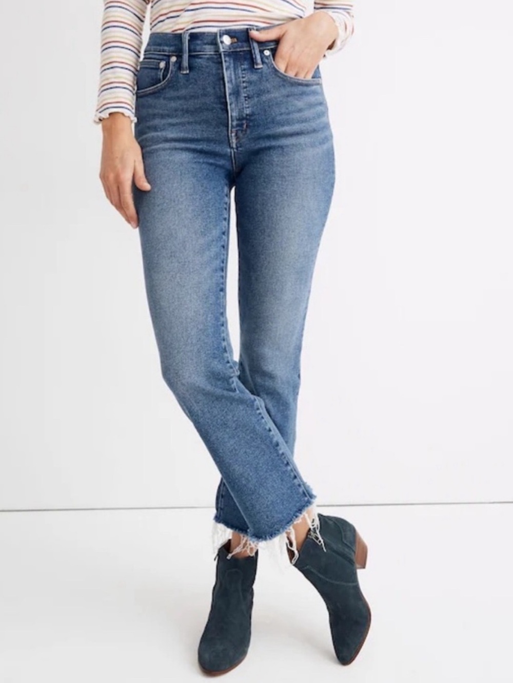 Madewell Cali Demi Bootcut Jeans in Medium Blue Denim with Frayed Hem